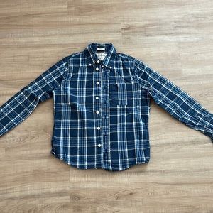Abercrombie kids boys long sleeve shirts. Size M. Like new